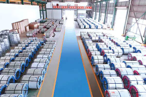 Linha de produção de bobinas de revestimento de cores